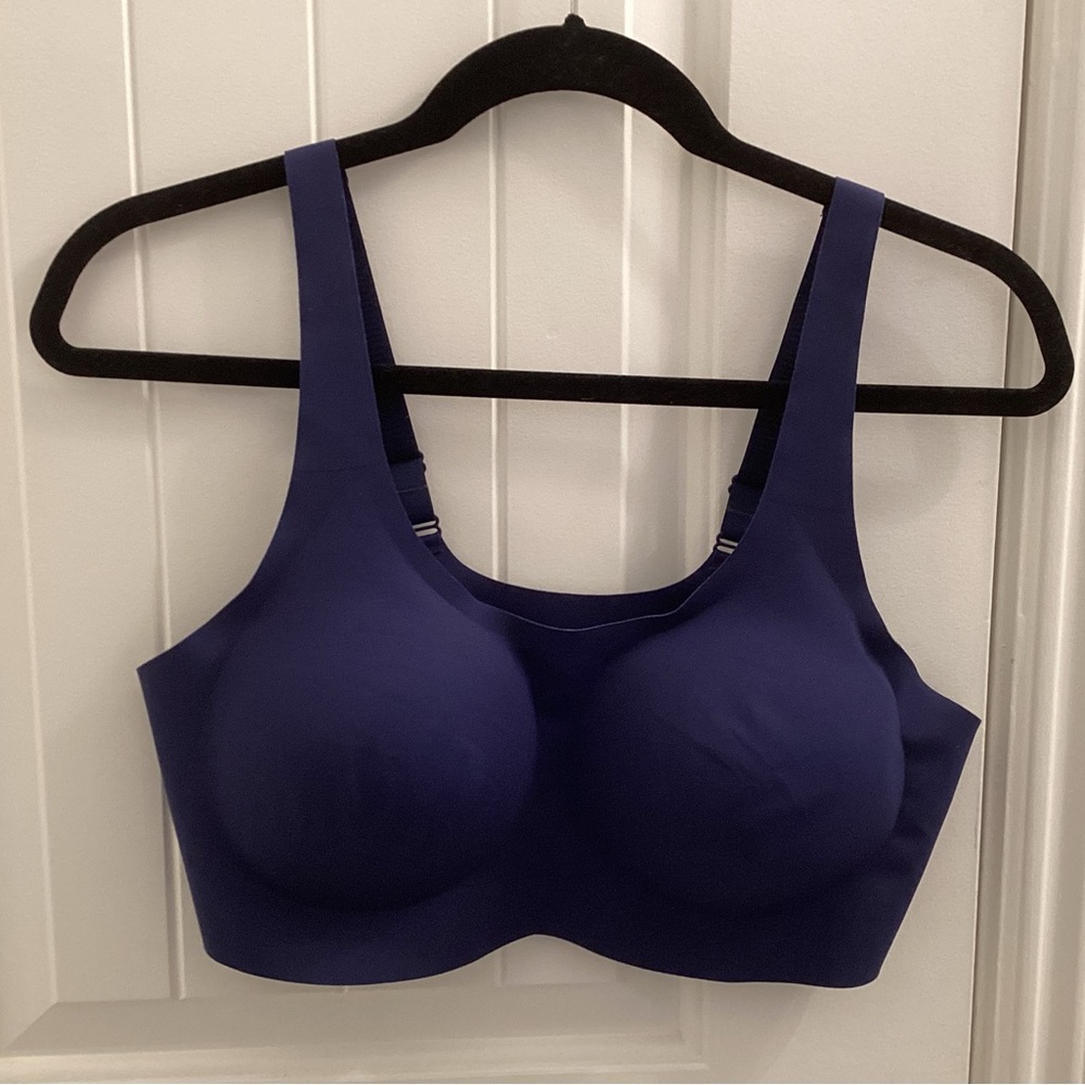 5 Knix Adjustable Pullover Revolution Bras